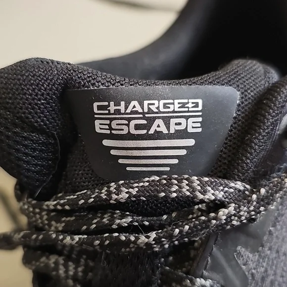 Under Armour Charged Escape 3 Charcoal and Black Running Shoes Women's Size 8.5 - Picture 5 of 5